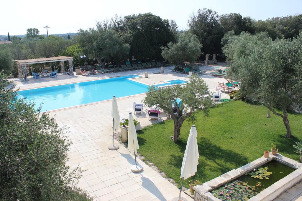 Agriturismo Tenuta Sant'Antonio Cerfignano Bagian luar foto